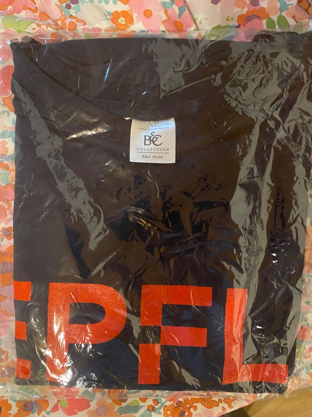 T-shirt: T-shirt EPFL neuf XL – Nuovo e nell'imballaggio originale da Denges venduto da esi_qf9x