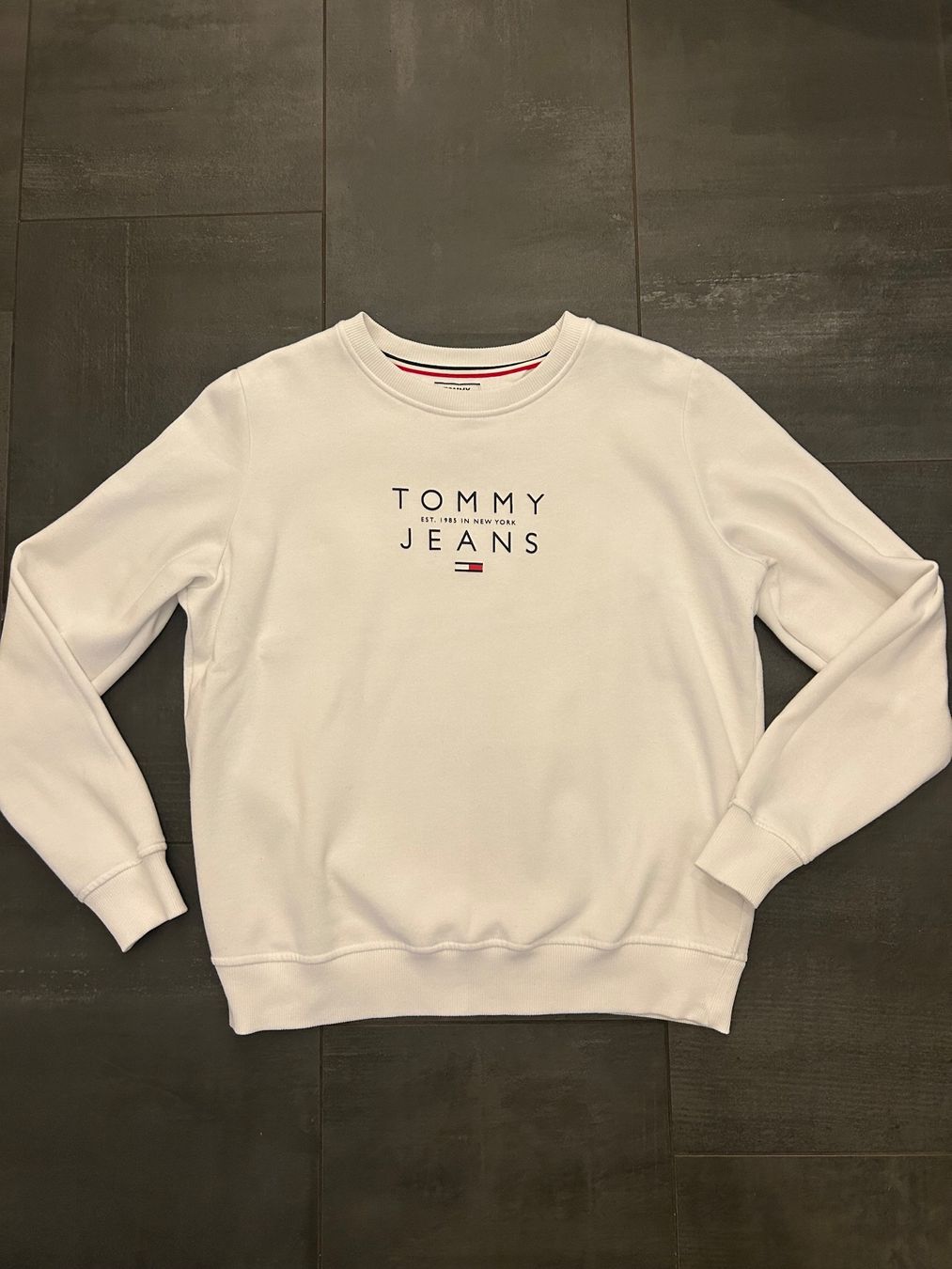 Tommy Hilfiger Pulls & Sweat-shirts: Tommy Jeans Pullover Sweatshirt weiss – D'occasion à Liestal par Aspen4 2