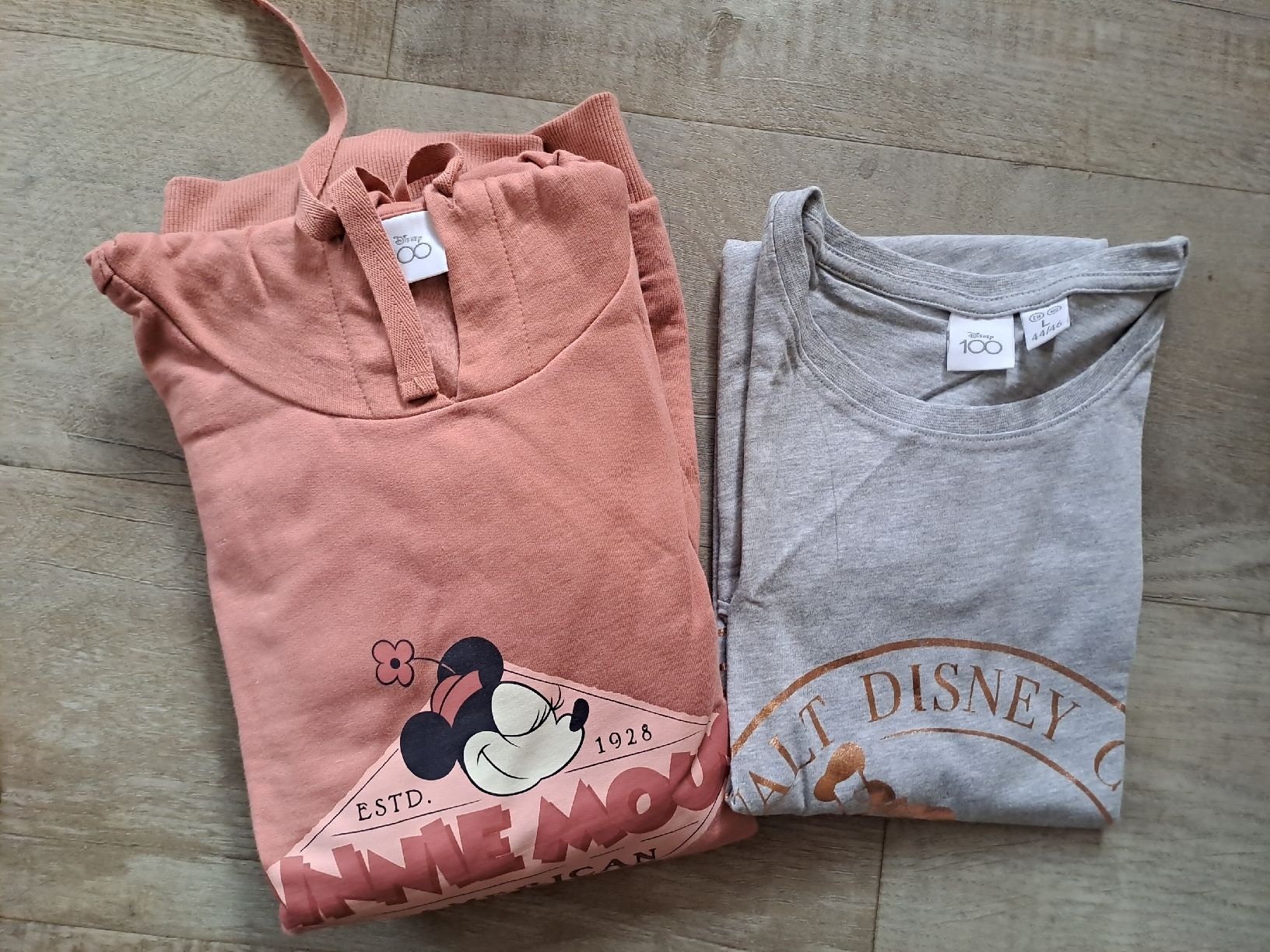 Kleiderpakete: Minnie Mouse Pullover & T-Shirt Set Disney, gr. 44/46 – Neu (gemäss Beschreibung) aus Rickenbach LU von bishiida