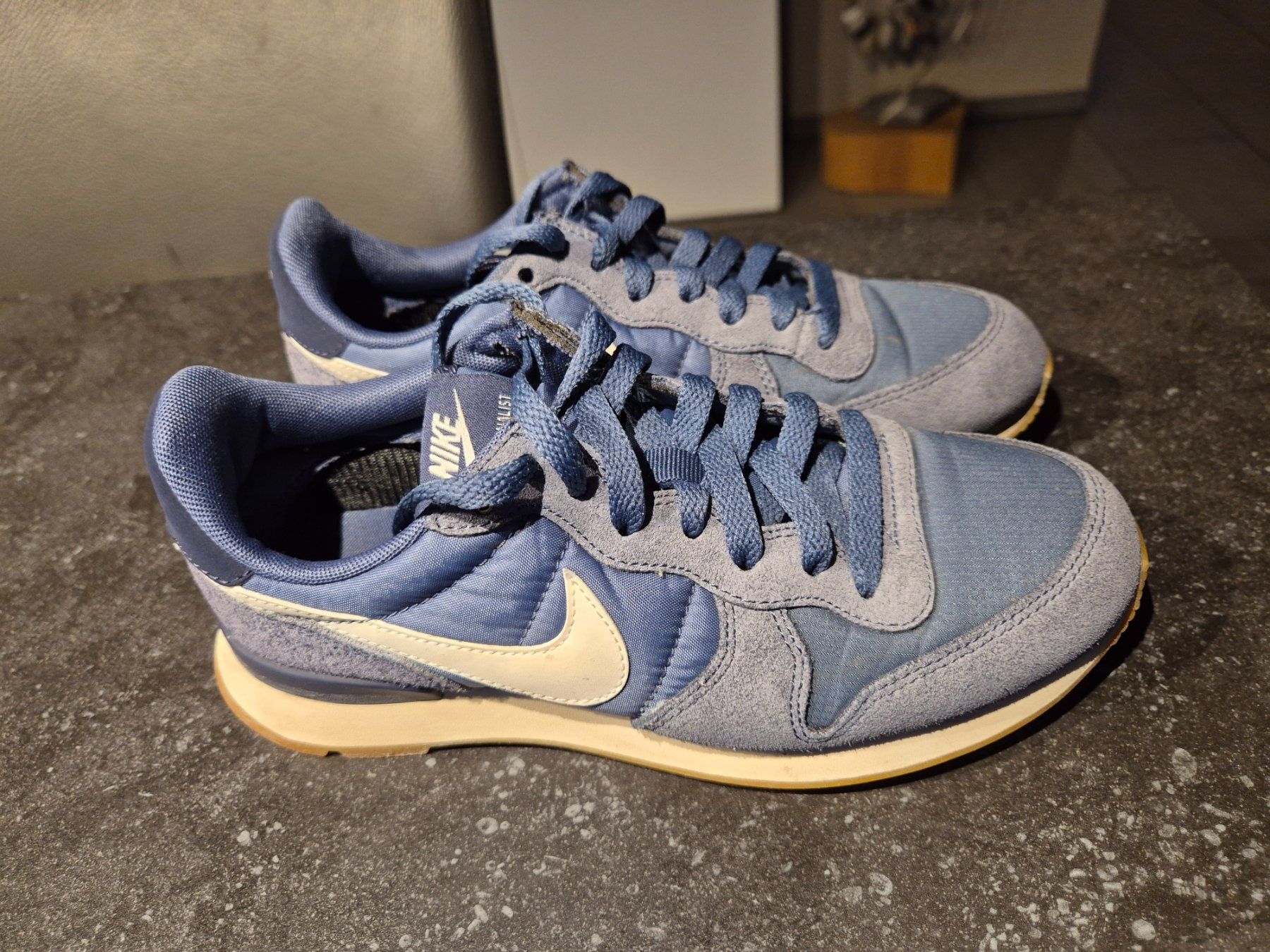 Nike Scarpe da uomo: Sneaker Nike Gr. 36.5 – Usato da Zunzgen venduto da Flipflap02