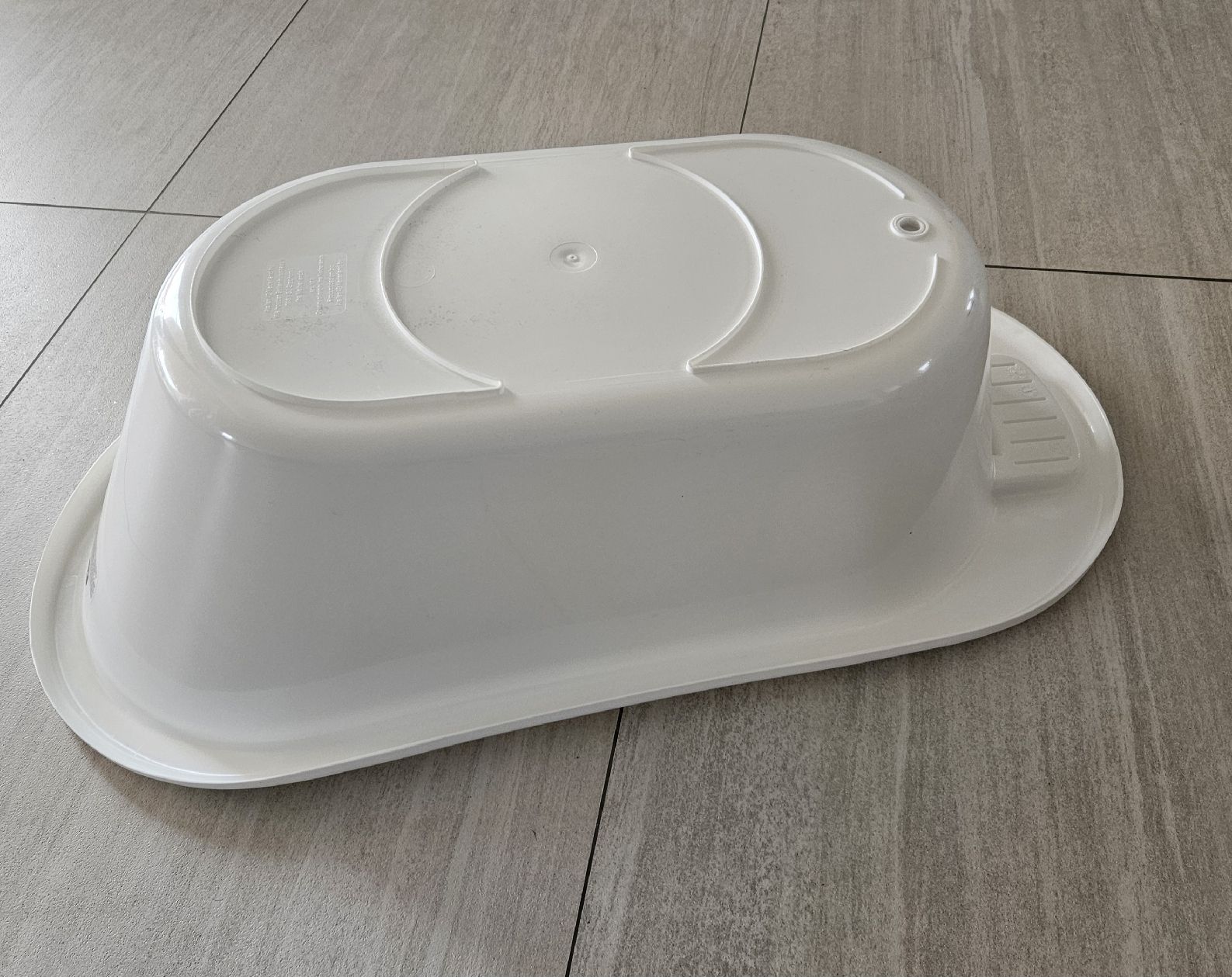 Vasche da bagno: Babybadewanne - weiss - bébé BASICS – Usato da Brütten venduto da Land_Buesi 2