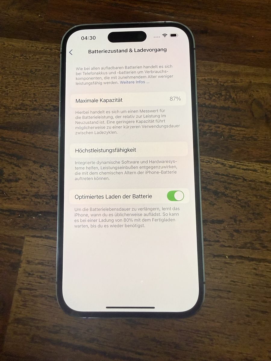 Apple Telefoni cellulari / Smartphones: Iphone 14 Pro, deep Purple 128 GB – Usato da Uster venduto da Bambi1990 2