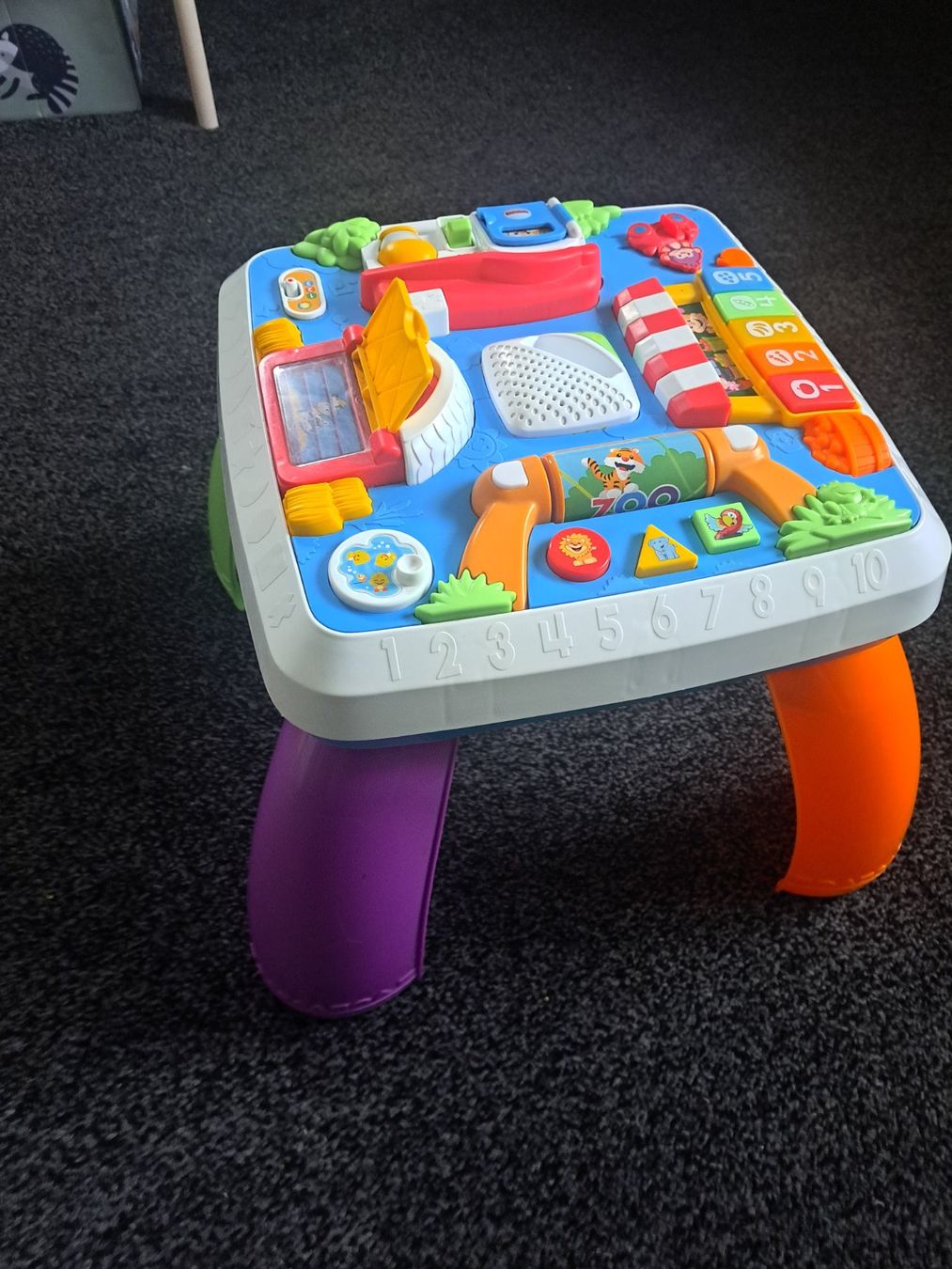 Fisher-Price Giocattoli: Fisher-Price Lernspieltisch – Usato da Kaltbrunn venduto da Nili133