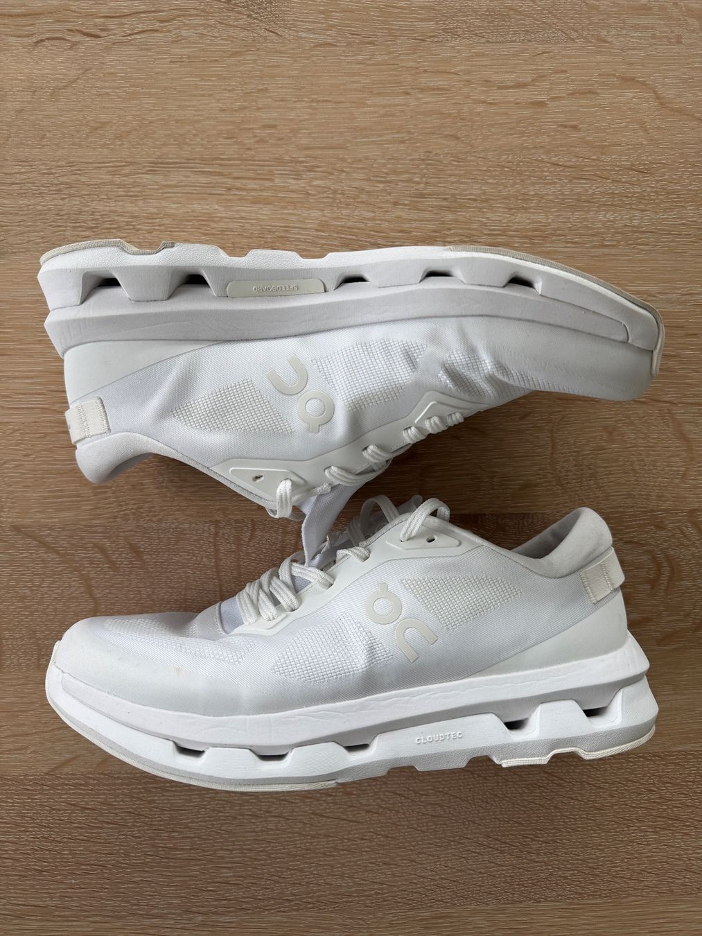 On Chaussures hommes: On Cloudzone - Gr. 42 – Neuf (Voir description) à Entlebuch par noemi.luisa