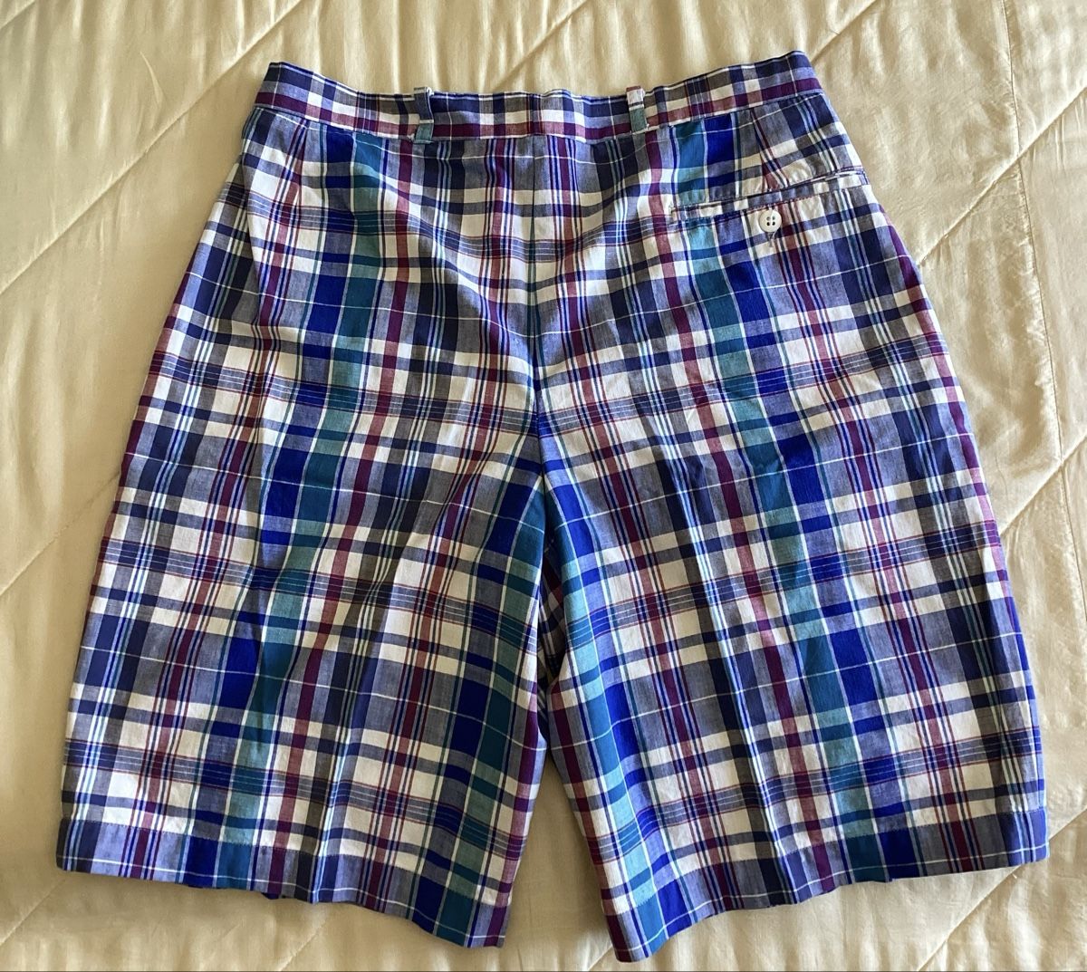 Lacoste Pantaloni: Lacoste Bermudas Vintage Gr. small – Usato da Magadino venduto da sylvierosa 2