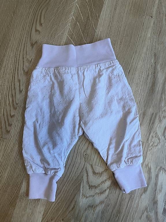 Pantaloni: Hosen rosa Gr. 68 – Usato da Luzern venduto da Leonie110 2