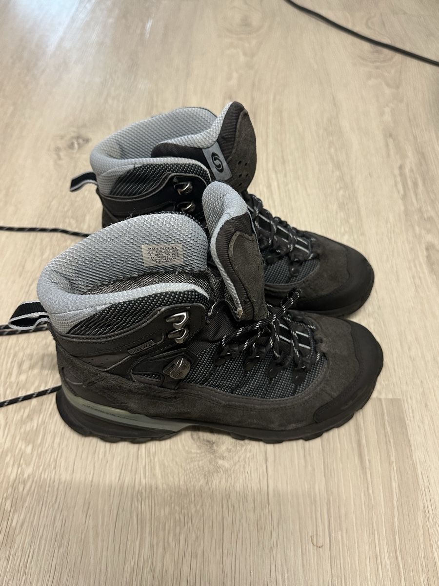 Salomon Scarpe da uomo: Wanderschuhe Salomon Grösse 36.5 gut erhalten – Usato da Liestal venduto da Busra99