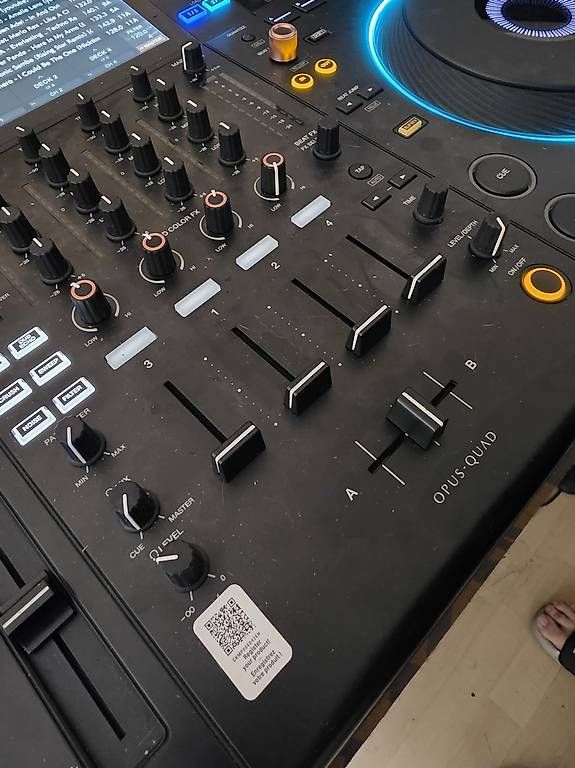 Platines de mixage: Pioneer DJ / AlphaTheta Opus Quad – D'occasion à Worben par saruuschx3 1