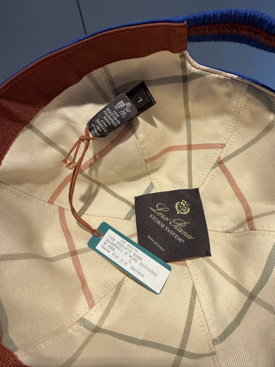 Loro Piana Chapeaux, bonnets & casquettes: Loro Piana Cap Blue – Neuf avec emballage d'origine à Genève par SG_73 1
