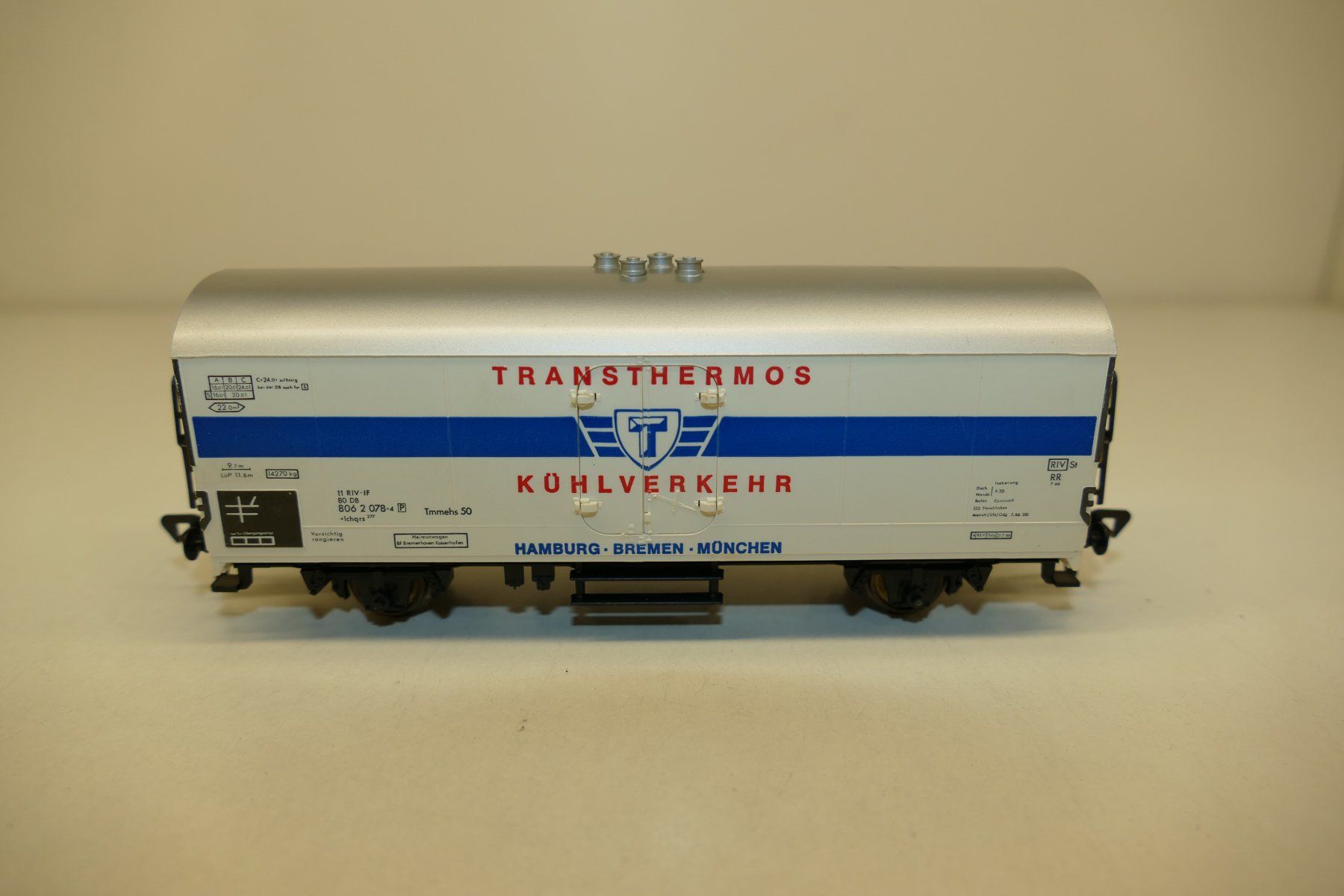 Fleischmann Modellini di ferrovie: Fleischmann H0: DB Kühlwagen "Transthermos" – Nuovo (secondo la descrizione) da Niederhasli venduto da rail-duerst 2