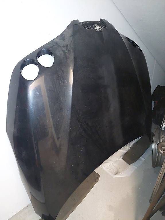 Alfa Romeo Alle Autoersatzteile: Motorhaube Alfa Romeo GTV 916 – Gebraucht aus Ermenswil von Ingram0