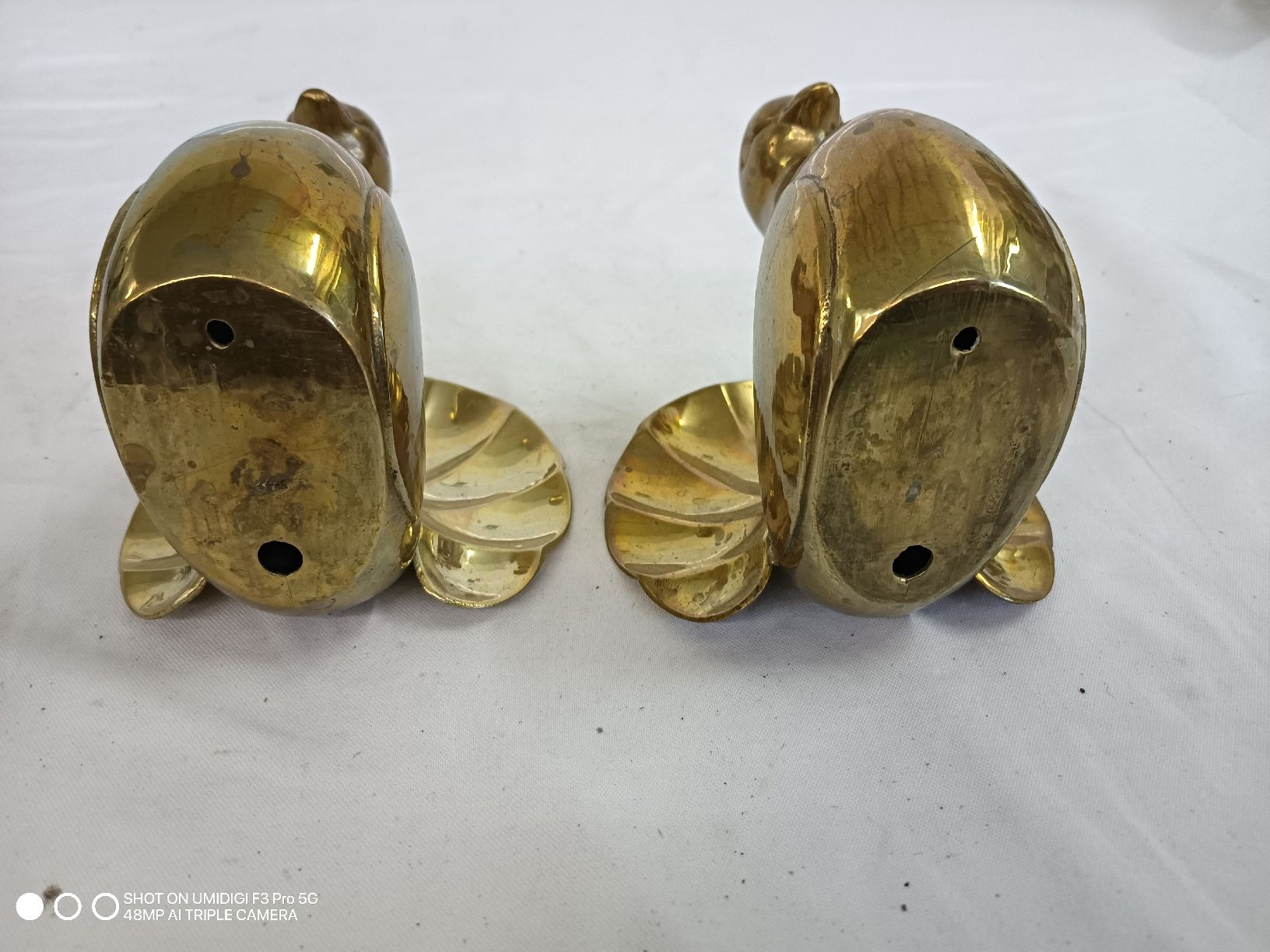 Figurines: Messing Tauben Goldfarben Buchhalter oder Dekoration  – D'occasion à Aarwangen par to-hirschi 3