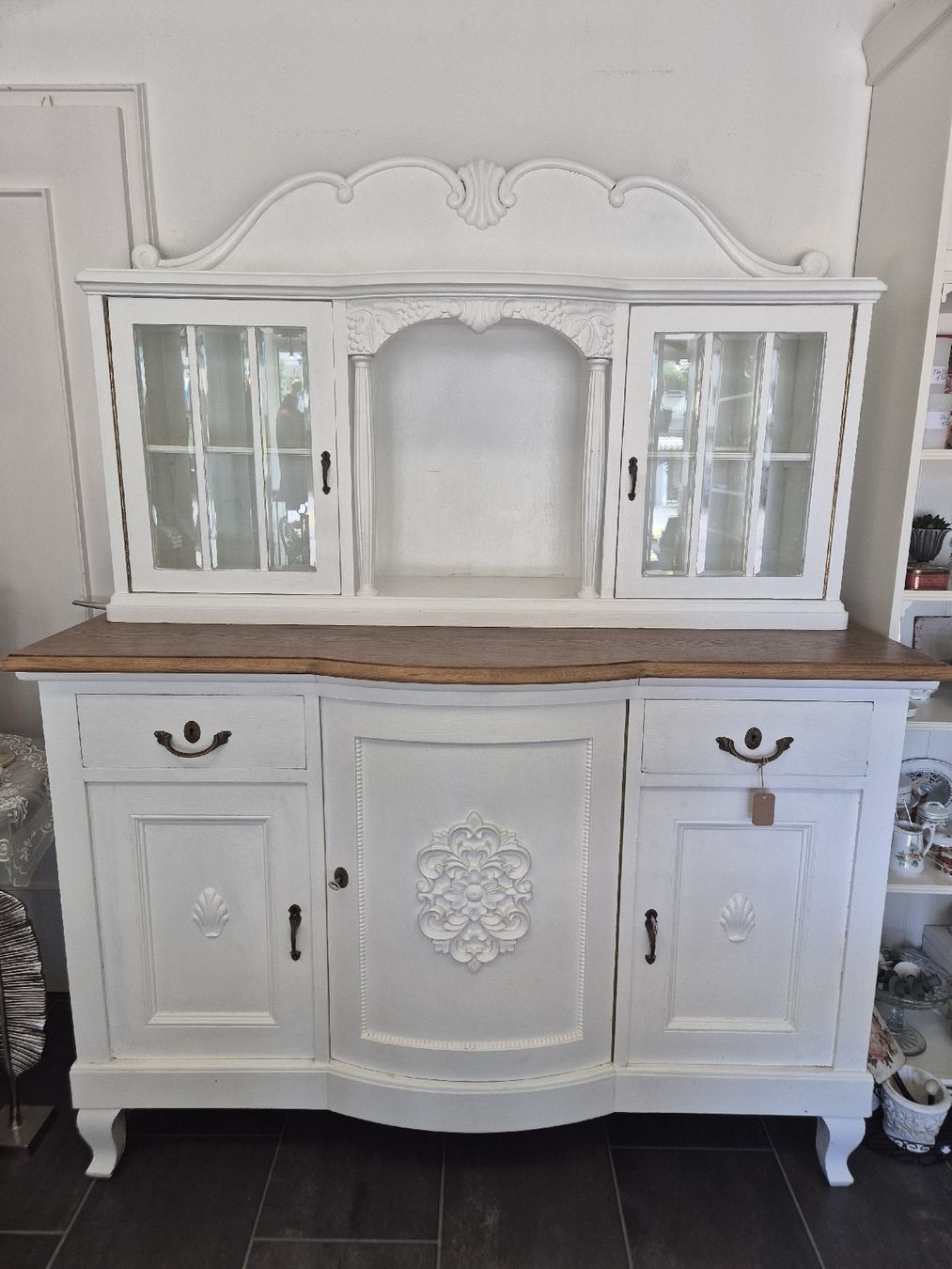 Büffets: Buffet Anrichte Shabby Chic – Gebraucht aus Hettenschwil von Nixies