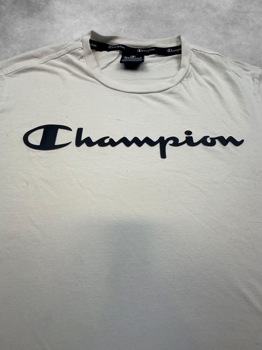 Champion T-Shirts: Champion T-shirt – Gebraucht aus Erlinsbach SO von TogaResell 1