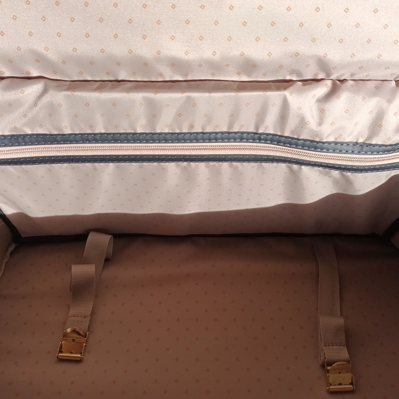 Samsonite Valigie: Reisetasche Reisekoffer Trolley von Samsonite – Usato da Bäretswil venduto da ricoric 8