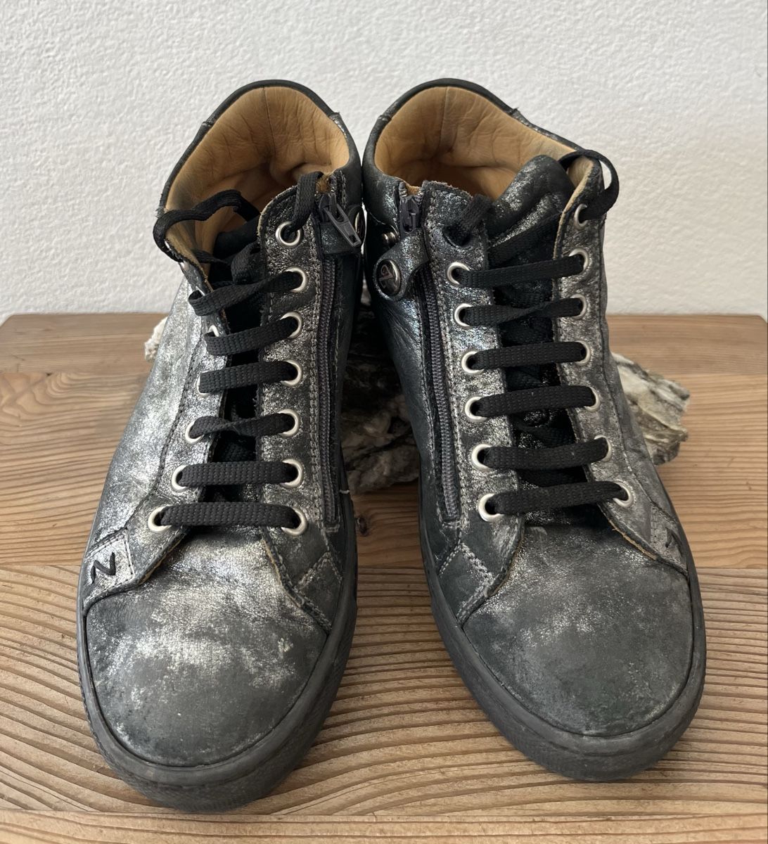 Scarpe per ragazze: Zecchino d'Oro Grösse 33  – Usato da St. Moritz venduto da Oberengadin