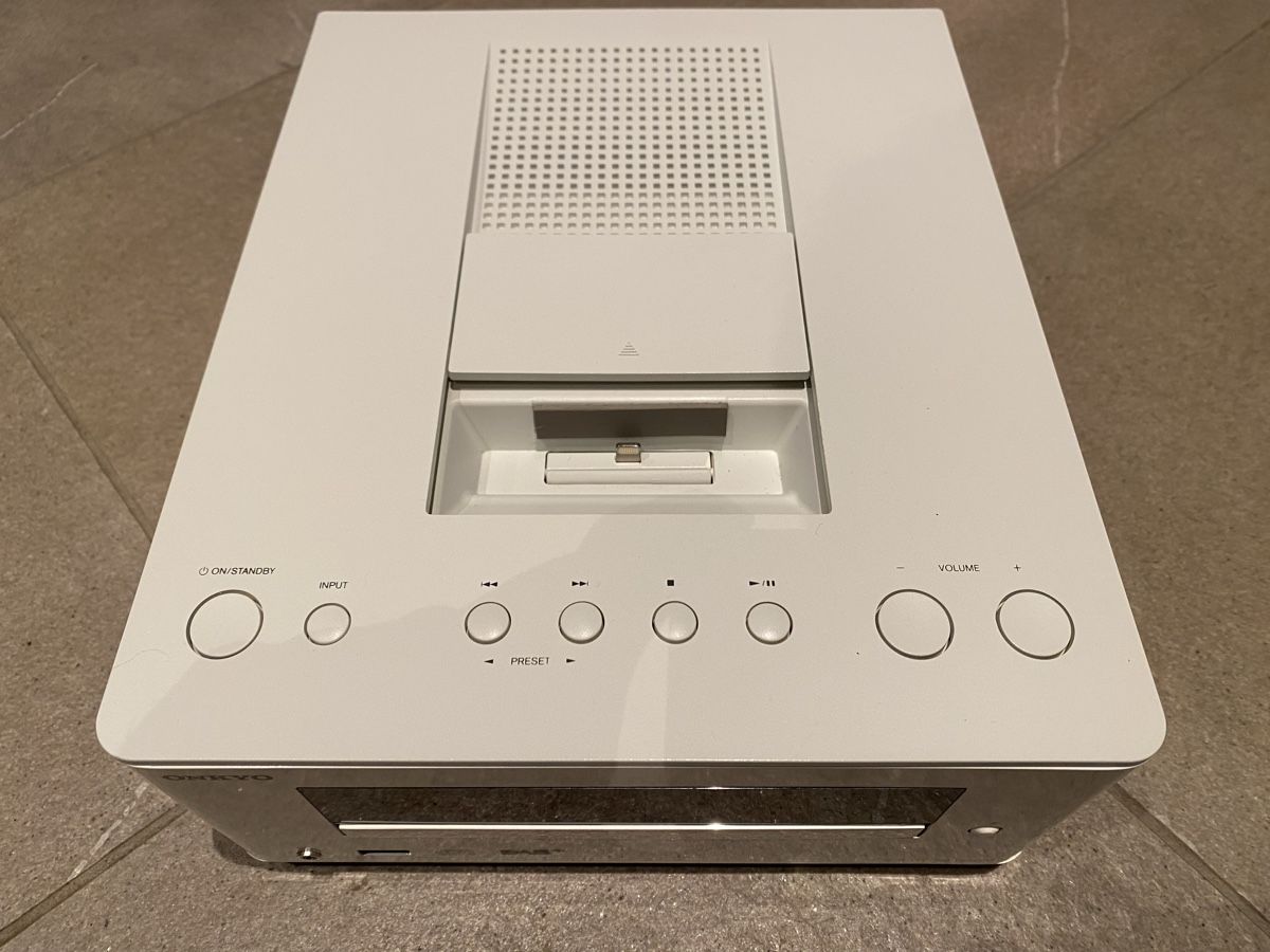 Onkyo Sistemi audio & multimediali: CD Receiver ONKYO CR-255DAB – Usato da Hombrechtikon venduto da Loollaan 5