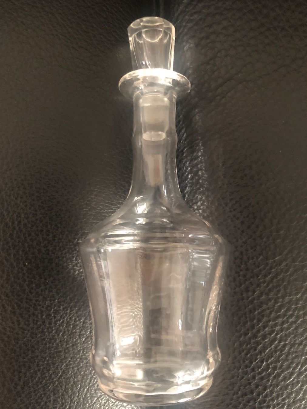 Caraffe: Geschliffene Kristallglas Karaffe – Usato da Basel venduto da citystore