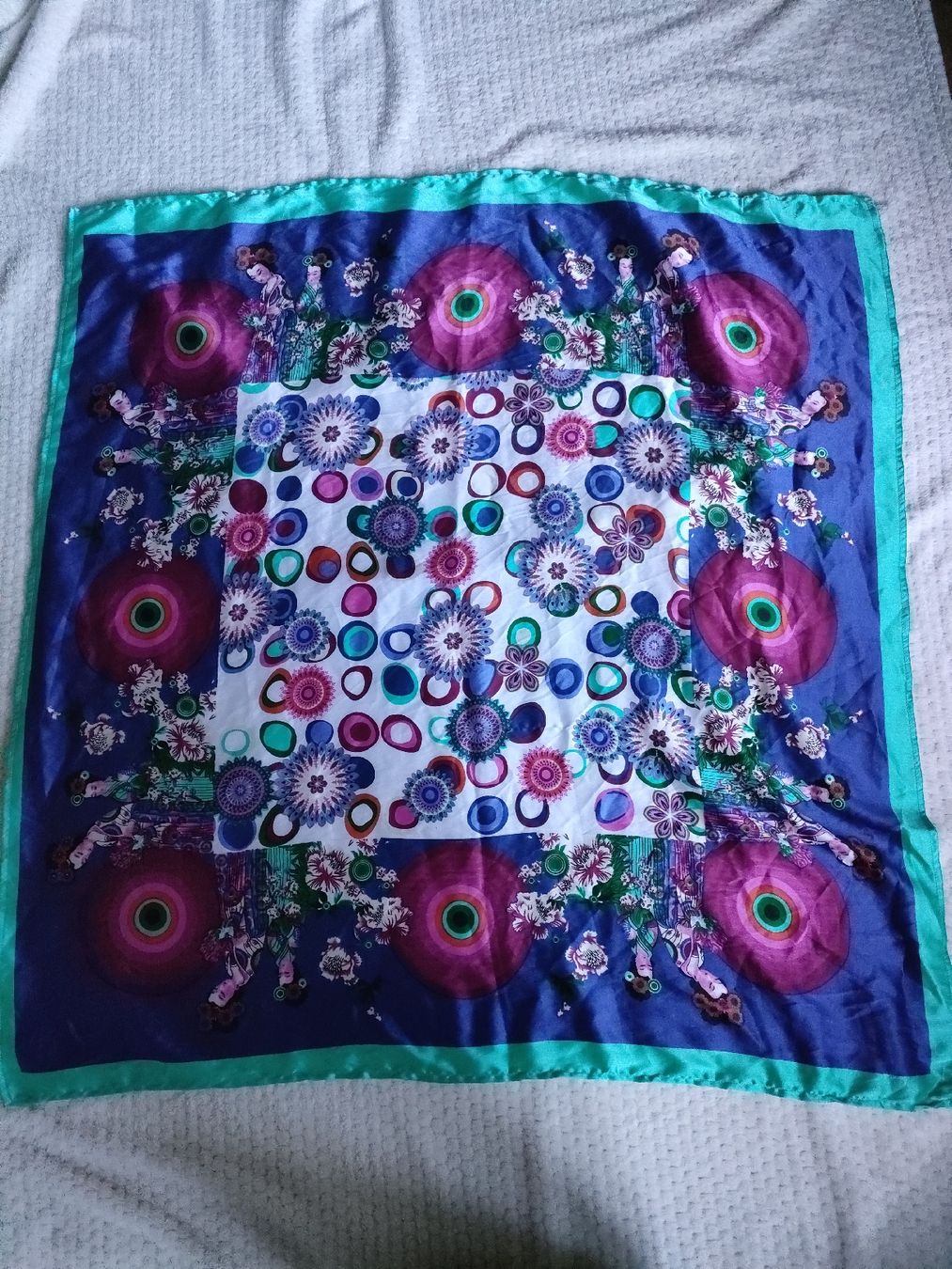Desigual Foulard & Sciarpe: Desigual Seidentuch  – Nuovo (secondo la descrizione) da Scheunen venduto da klare2