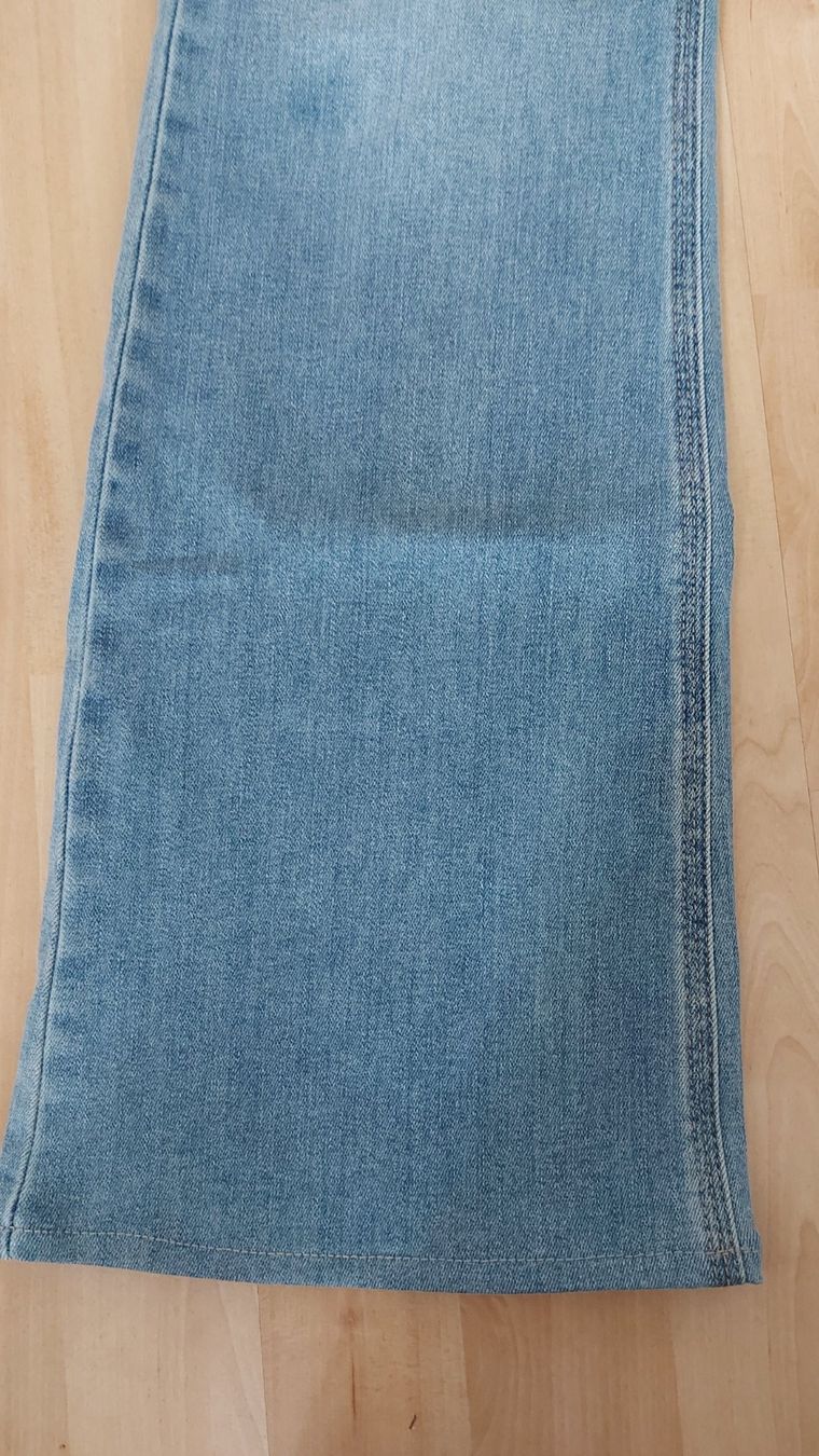 Jeans: RIANI JEANS gr,38 – Usato da Zofingen venduto da MasterPCI 2