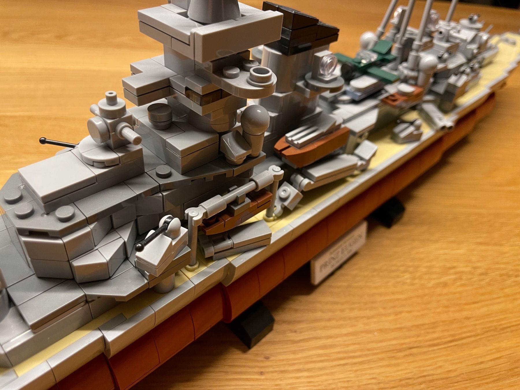 BlueBrixx Kit di costruzioni: BlueBrixx - Schwer Kreuzer Prinz Eugen – Usato da Biberstein venduto da Aerosmith 2