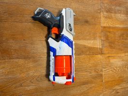 Nerf Elite Strongarm Blaster - Guter Zustand!