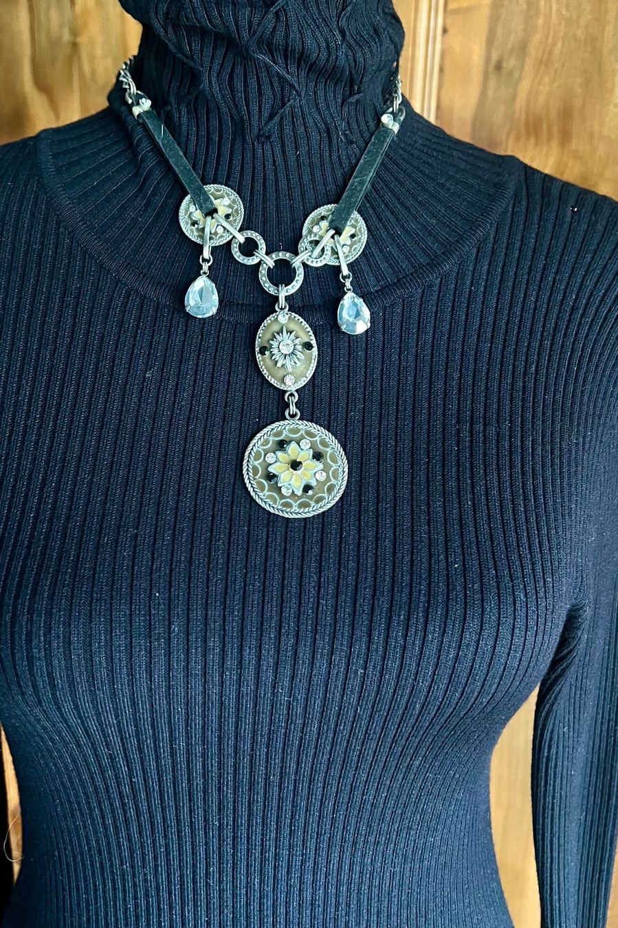 Catenine: Collier neuf  30 cm – Nuovo (secondo la descrizione) da Porrentruy venduto da SYANKA 1