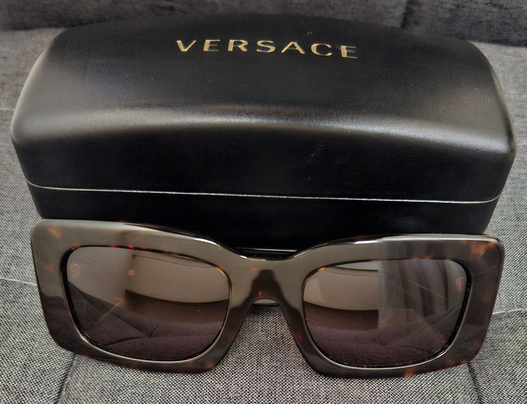Versace Lunettes & Verres: Sunglasses Versace 4444-U – D'occasion à Biel/Bienne par ypsillon 1