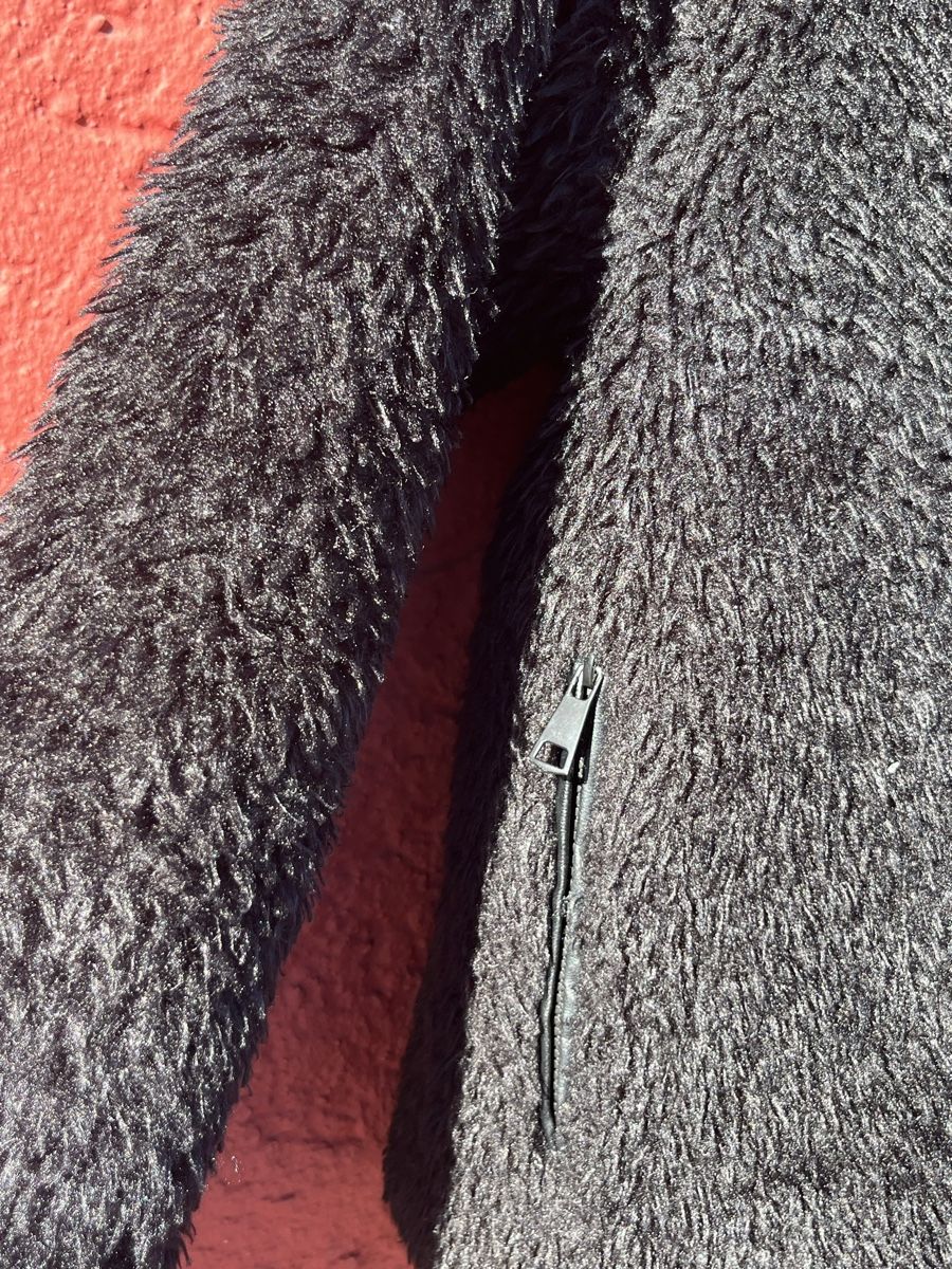 Giacche: Cuschelige Wendeweste / Reversible Jacke Schwarz (Gr. S) – Usato da Zürich venduto da Hypera 4