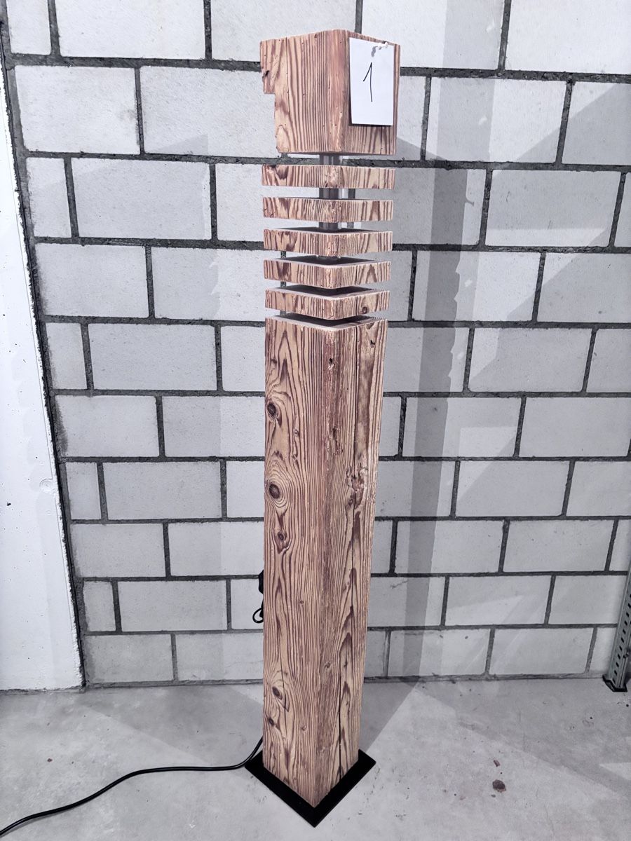 Lampade: Stehlampe aus Altholz (1) – Nuovo e nell'imballaggio originale da Flums venduto da Sascha121 1