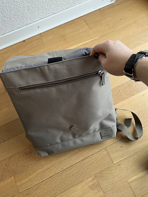 Zaini: Johnny Urban Tagesrucksack – Usato da Zug venduto da sim_lk2n 2