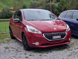 Peugeot 208 1.6 Turbo