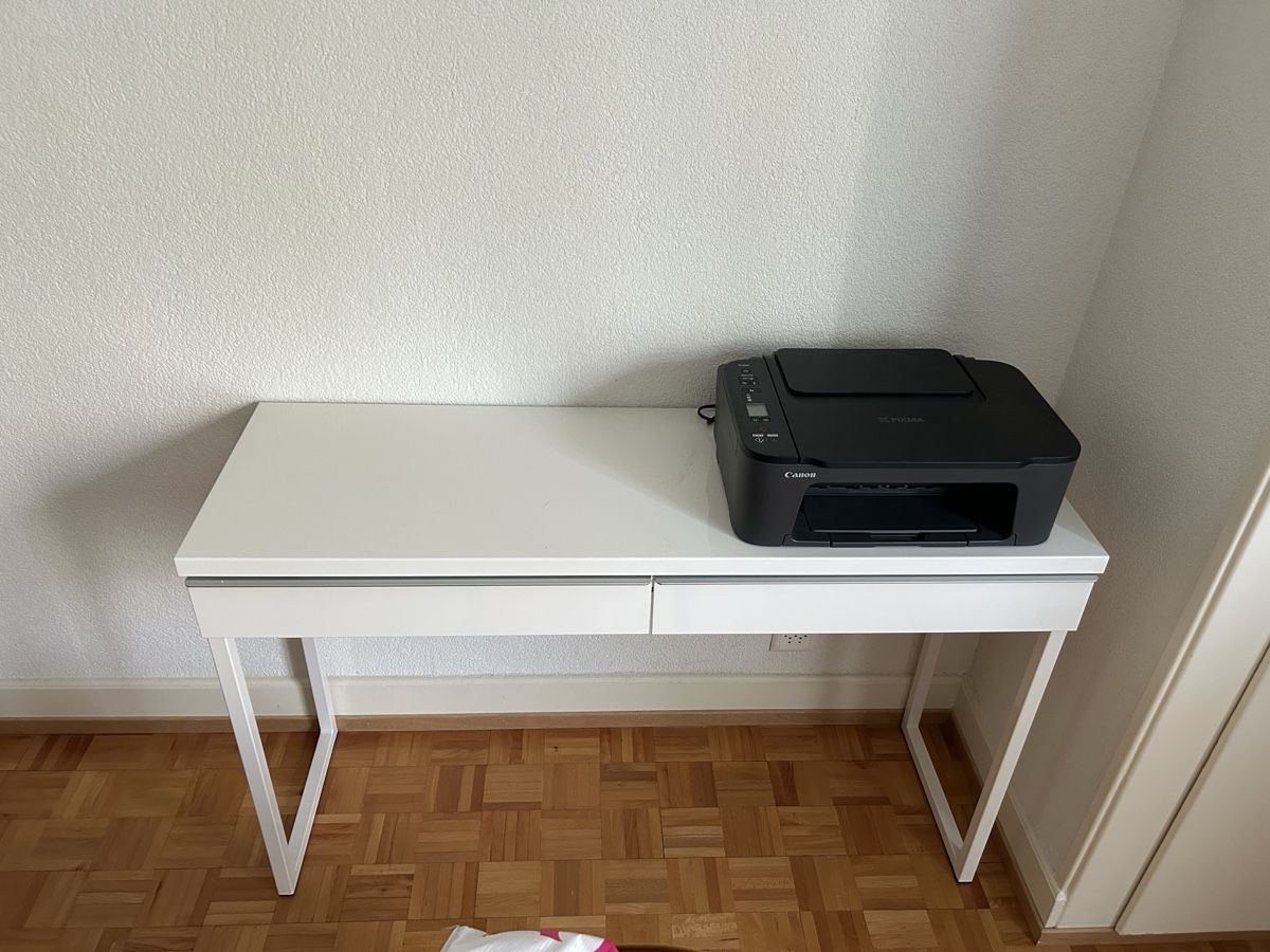 Scrivanie: Bureau blanc IKEA – Usato da Lausanne venduto da bra_f6tk