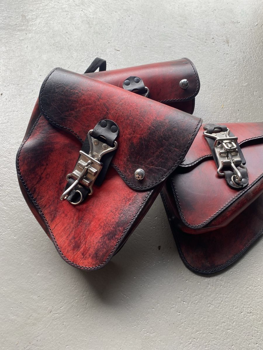 Taschen: Ledertaschen / Seitentaschen Harley – Gebraucht aus Ramsen von sve_62tt 1