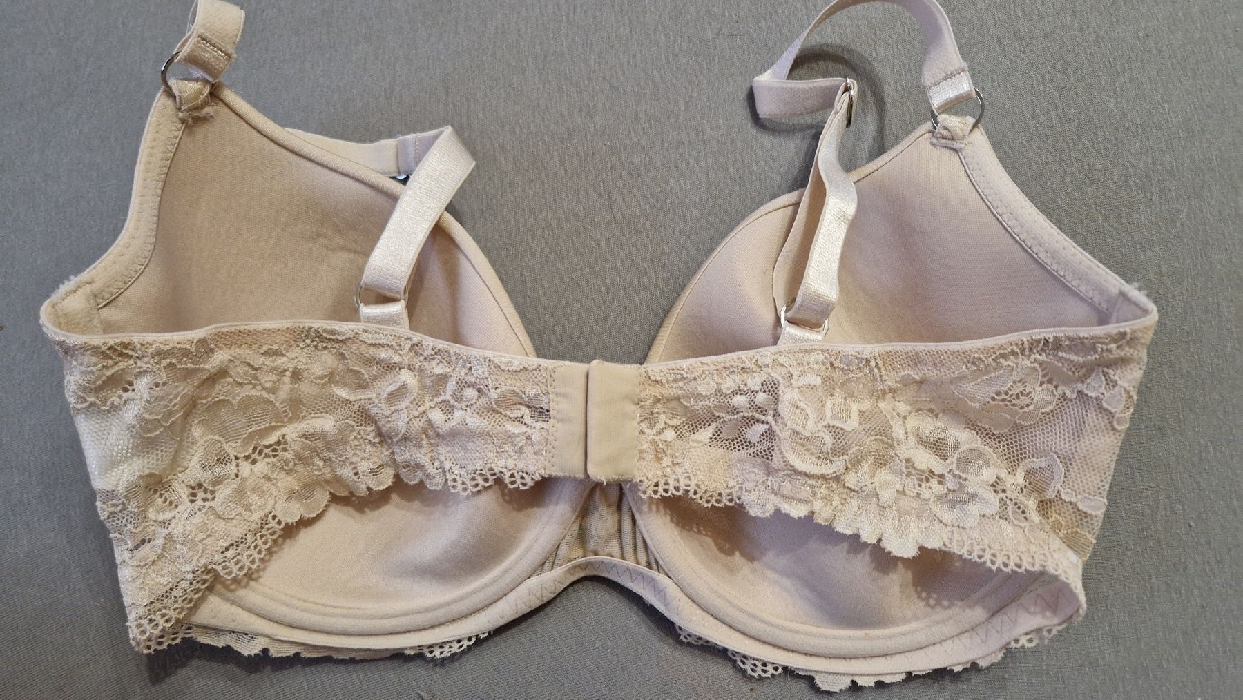H&M Altra biancheria intima: BH H&M mit Spitze, beige, Grösse 80D  – Nuovo (secondo la descrizione) da Oberengstringen venduto da Sheera7 2