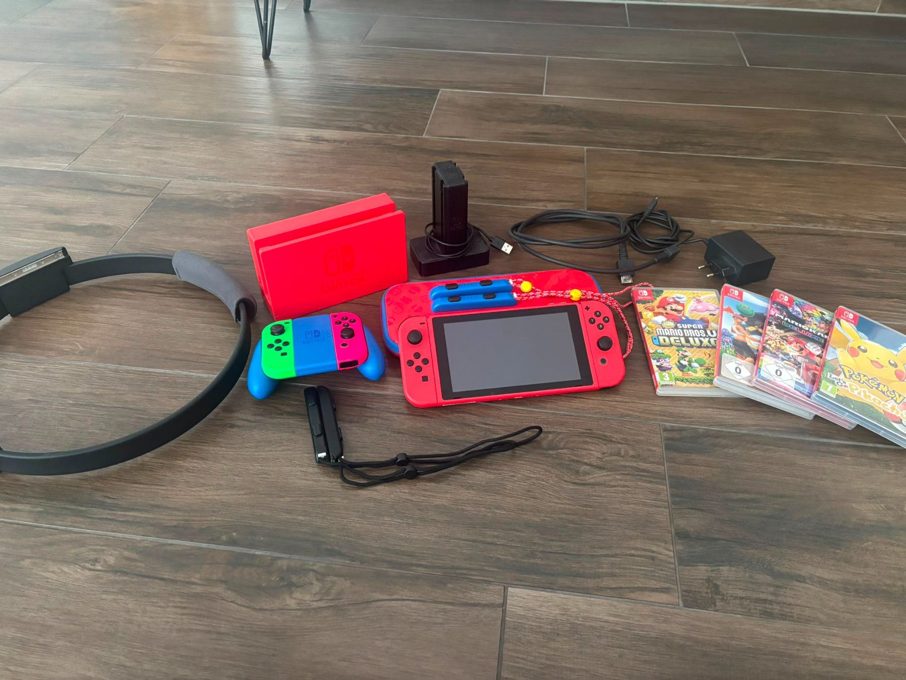 Nintendo Konsolen: Nintendo switch mit Zubehör – Gebraucht aus Bürglen UR von Fedier1990
