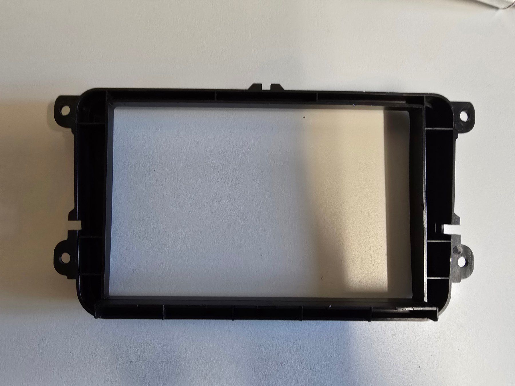Radio: Autoradio Einbauset VW/Seat/Skoda – Nuovo (secondo la descrizione) da Zollikofen venduto da Forest_Corner_40 1