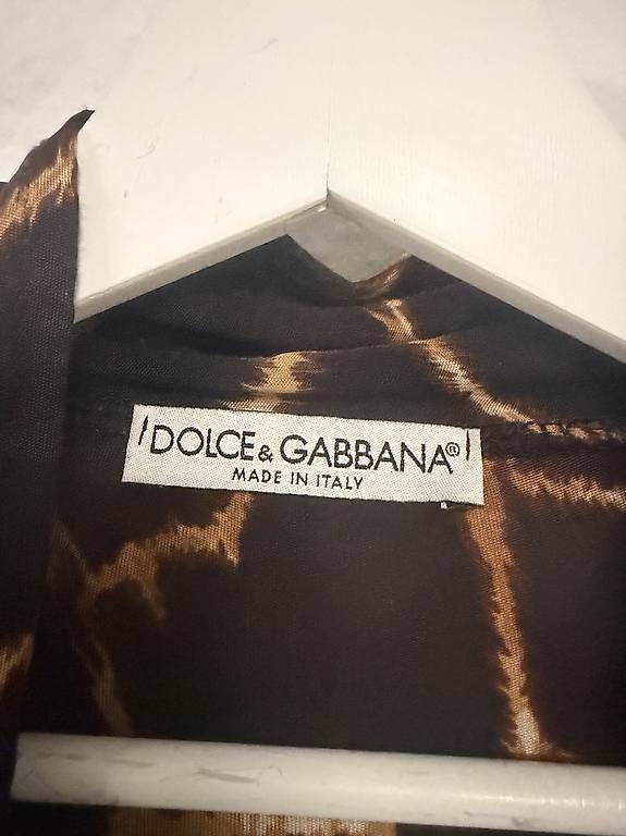 Chemisiers: Dolce & Gabbana Seidenbluse  – D'occasion à Kreuzlingen par ami_6mbf 1