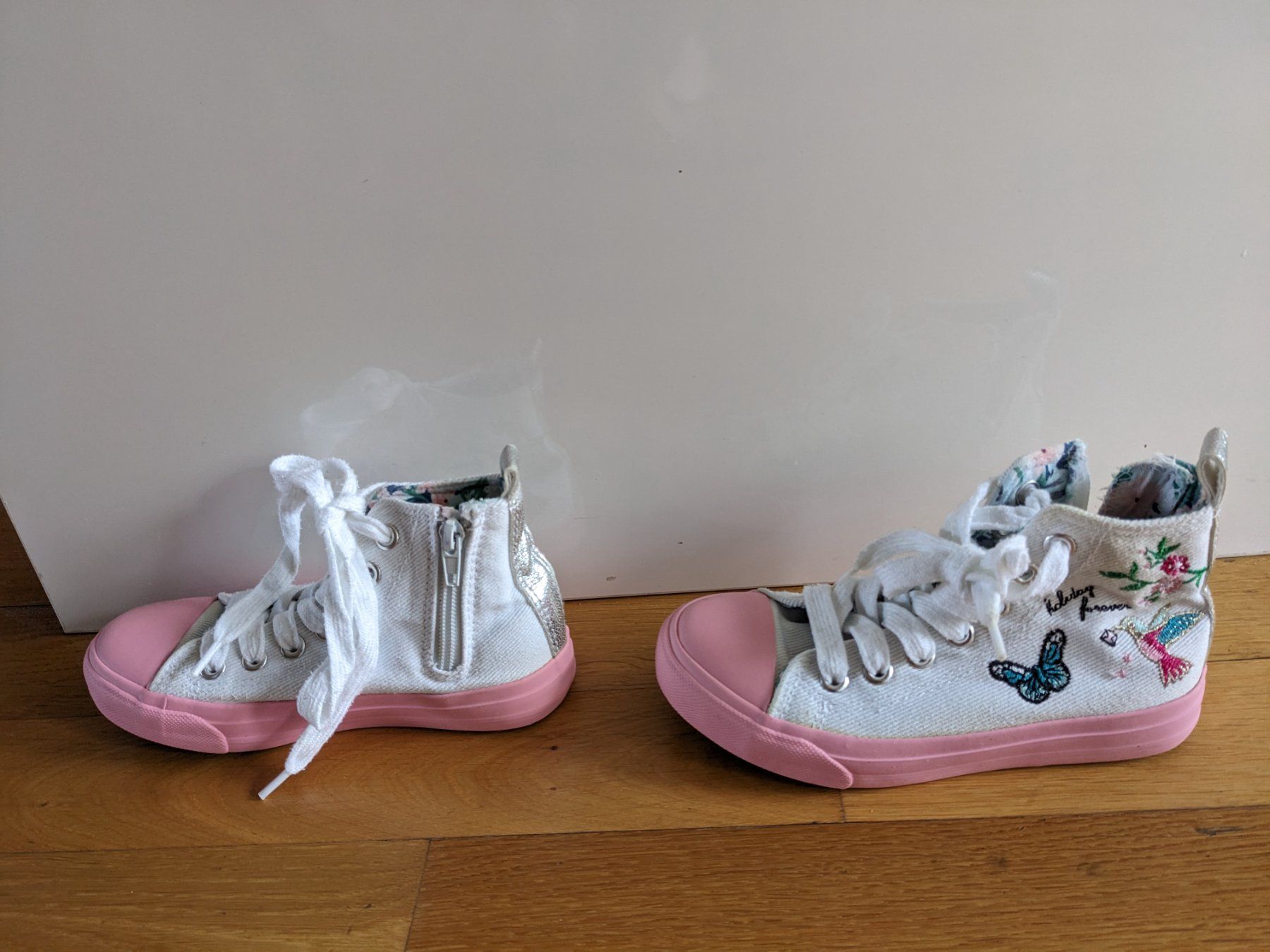 Friboo Scarpe per ragazze: COOL Sneakers G.29 – Usato da Zürich venduto da epopeyaodisea 1