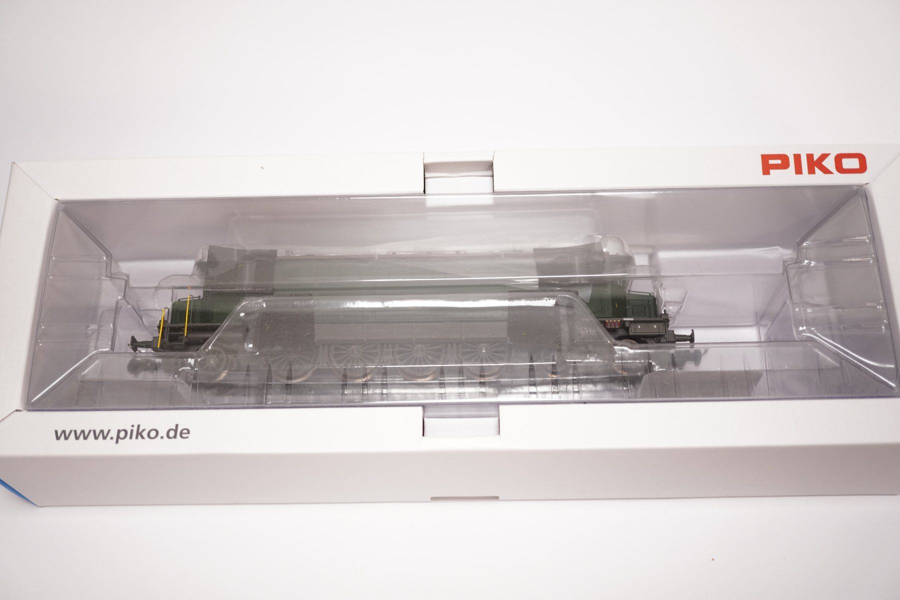 Piko Modelleisenbahnen: 7¡ Piko 51780 SBB Ae 4/7 E-Lok 10990 / digital + Sound – Gebraucht aus Uetendorf von tigermuegi 7