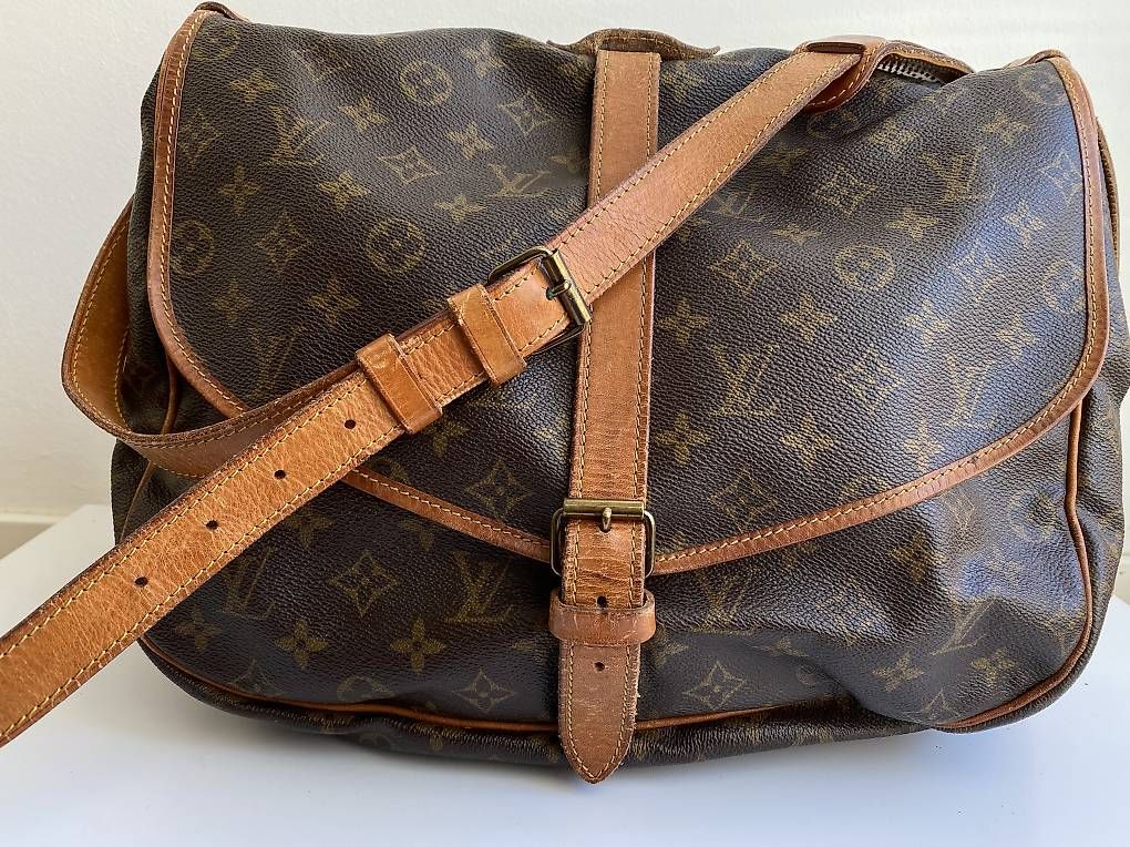 Louis Vuitton Taschen für Damen: Louis Vuitton Saumur 35 Monogram  Originale CHF 220 – Gebraucht aus Mendrisio von I.K.