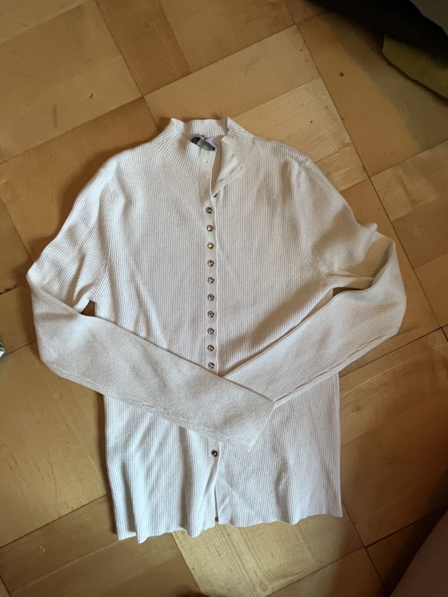 Pullover & Sweatshirts: Strickpullover weiss Grösse M neuwertig – Neu (gemäss Beschreibung) aus Kerns von lau_z7vm