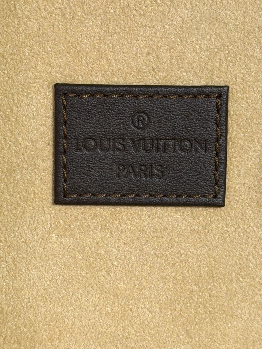 Louis Vuitton Orologi: Louis Vuitton Uhr Cup  40mm (3) – Usato da Ballwil venduto da lukyluciano21 6