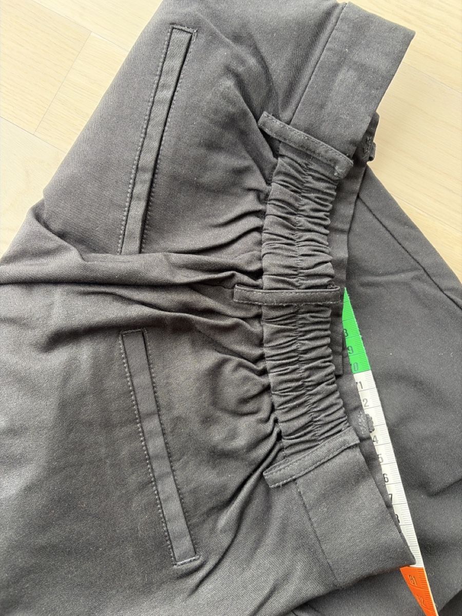 Hosen: Schwarze Hose mit Gummizug, Gr. XS – Gebraucht aus Au ZH von eac_gm25 4