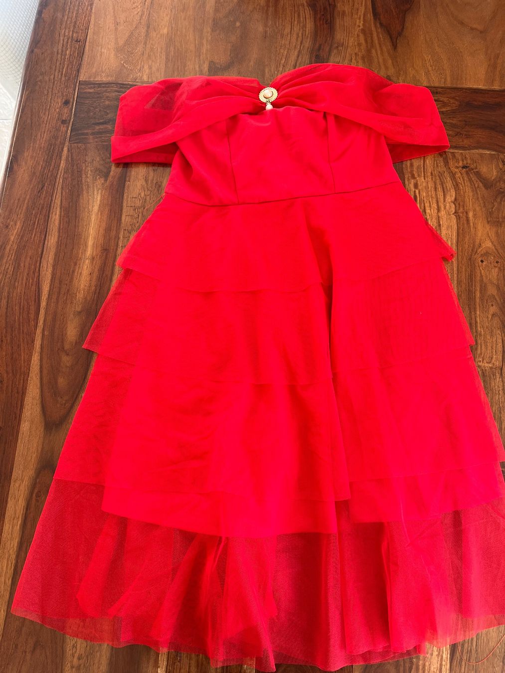 Vestiti: Robe rouge volants tulle style princesse – Nuovo (secondo la descrizione) da Cossonay-Ville venduto da 021epi70