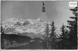 Luftseilbahn Kies-Mettmen mit Glärnischmassiv