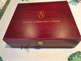 Bambola Adora Collector's Club 2005