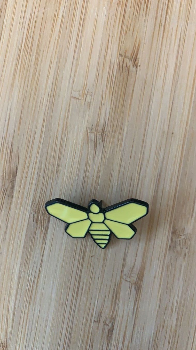 Altre forniture industriali: Breaking Bad Pin – Nuovo e nell'imballaggio originale da Gebenstorf venduto da RetroFuture 1