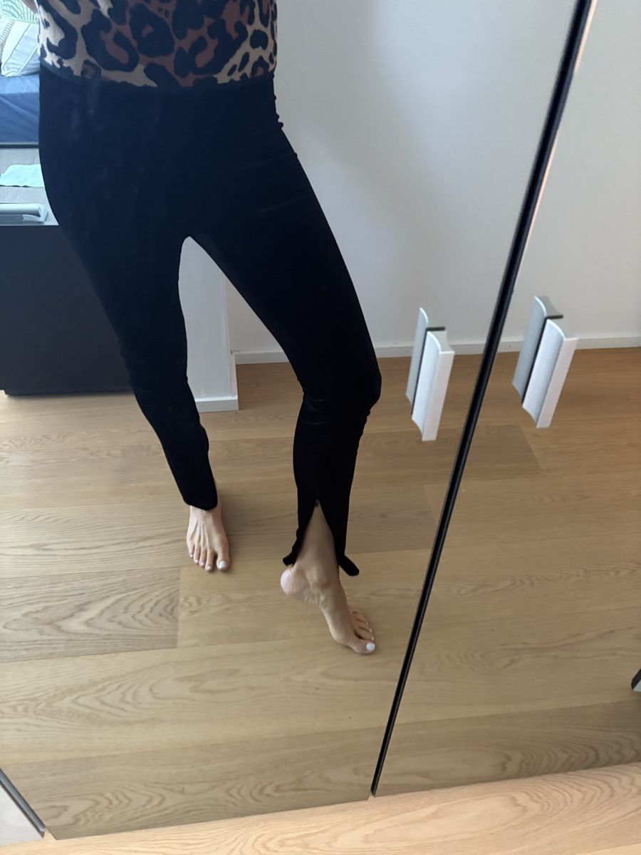 Leggings: Wardrobe NYC velvet leggins – Nuovo (secondo la descrizione) da St. Gallen venduto da ott_f827 8