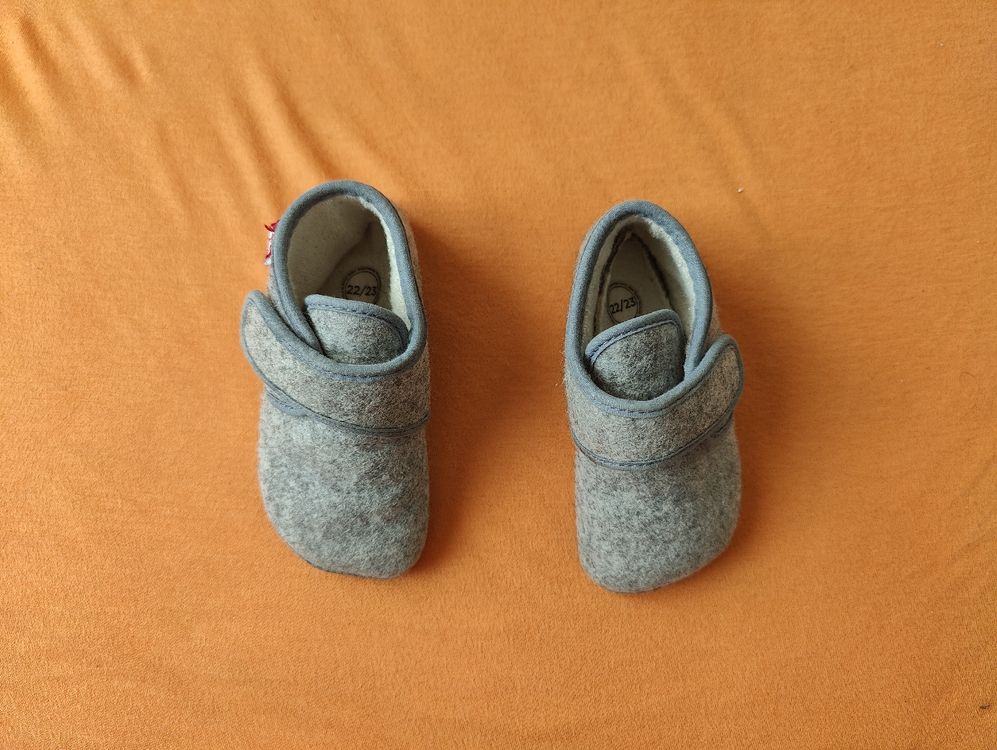 Chaussures garçon: Pololo Finkli, Schurwolle, Gr. 22/23 – D'occasion à Zürich par sof_f2ts 1